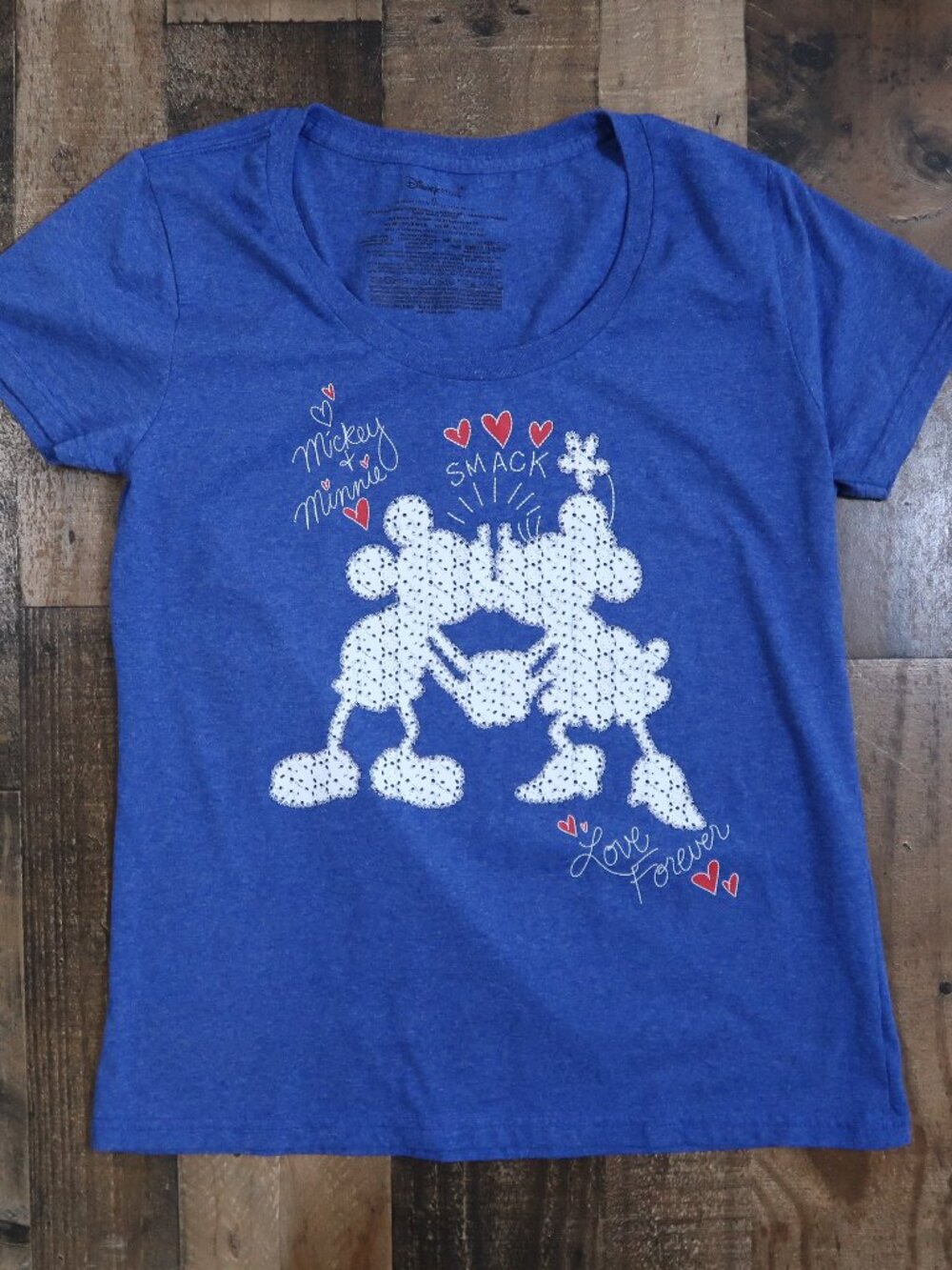 Disney Store Womans XL Blue V Neck Kissing Mickey & Minnie Mouse Tee Shirt